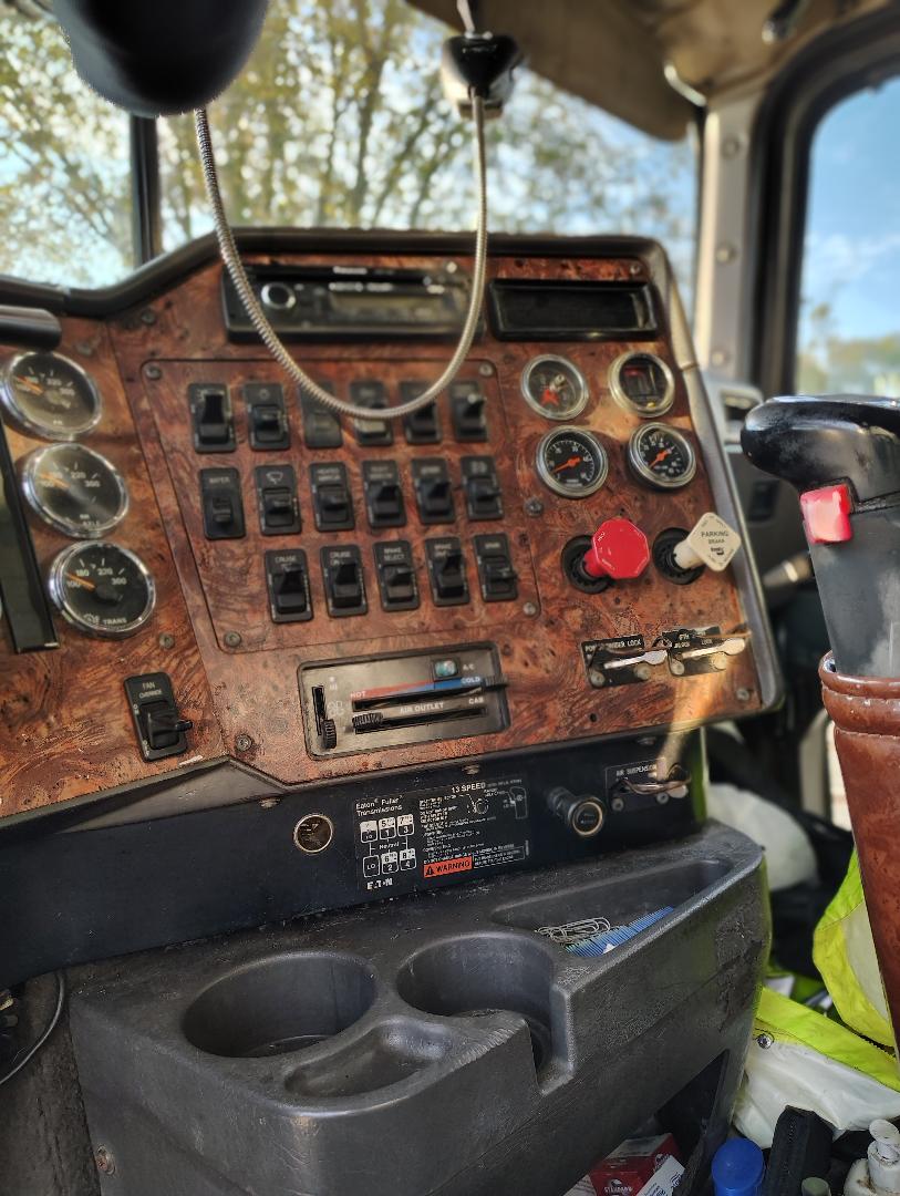 1998 INTERNATIONAL 9300 - Image 16